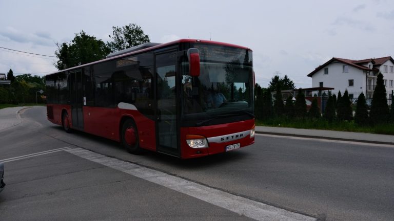 Powiat olsztyński. Jedna cena, więcej opcji – nowa taryfa w Powiatowej Komunikacji Publicznej