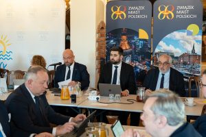 Związek Miast Polskich punktuje bierność rządu w sprawie ROP