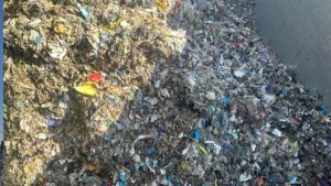 KAS zatrzymała nielegalny transport 24 ton odpadów