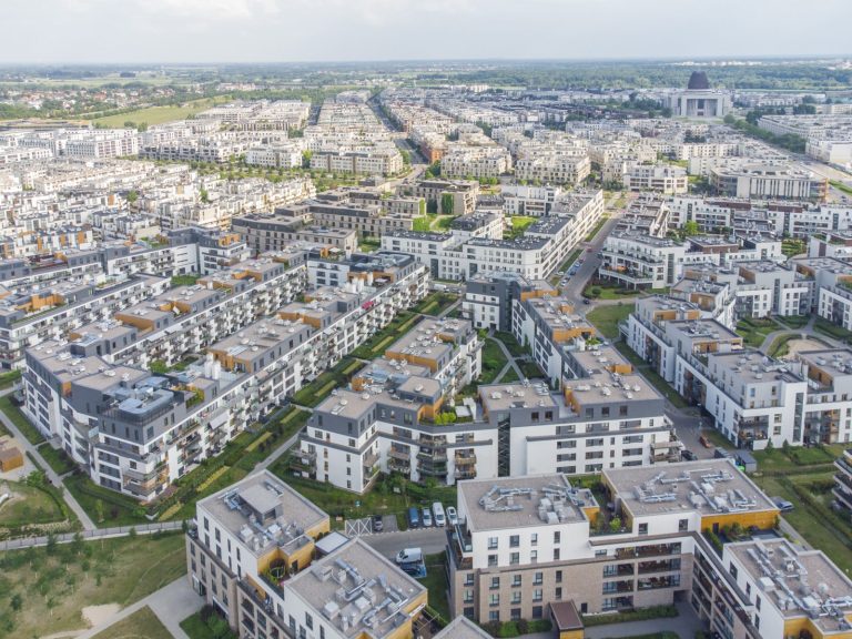 Warszawa zamyka wieloletni spór o infrastrukturę w Wilanowie