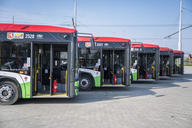 Hybrydy wyjechały na ulice. Lublin przyspiesza zieloną transformację transportu