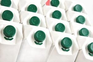 Kartony do płynnej żywności. Organizacje branżowe apelują o cele selektywnej zbiórki i recyklingu