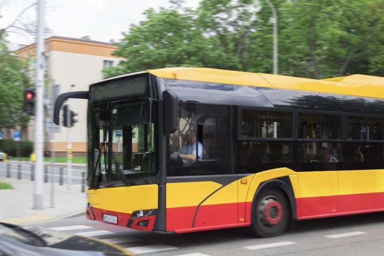 Kraków odebrał 15 nowych autobusów elektrycznych
