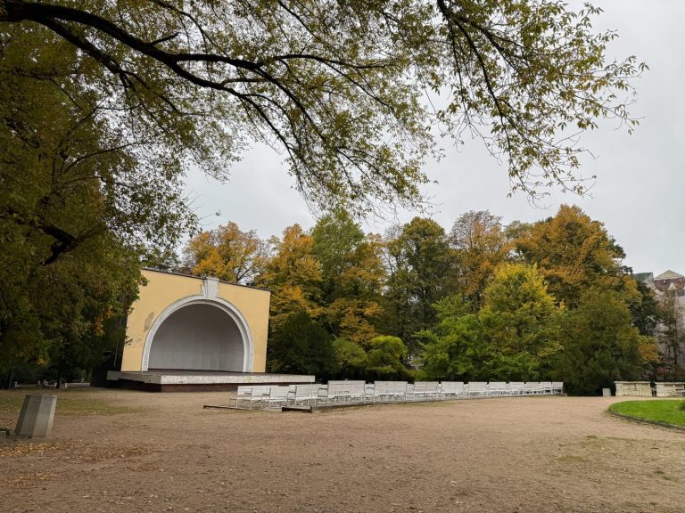 Poznań odnawia muszlę koncertową. Zabytek z fotowoltaiką