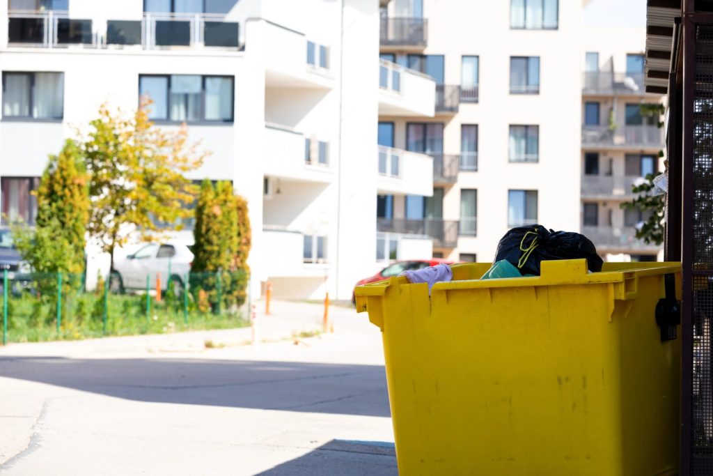 Hybrydowe start-upy w gospodarce odpadami