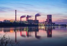 Elektrownie Kozienice i Połaniec ograniczyły pracę z powodu niskiego stanu Wisły
