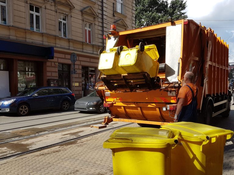 Wrocław: 24 odwołania na ogłoszony przetarg na odbiór odpadów