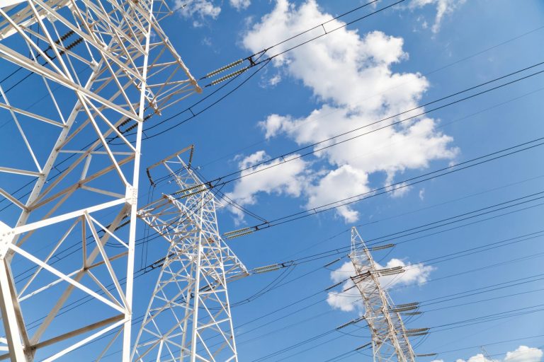 347 mln zł dla Energi-Operatora. Stawką jest miejsce dla kolejnych OZE