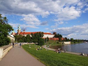Kraków. Pod Wawelem rozpoczyna się festiwal filmów ekologicznych