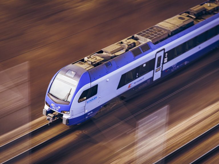 PKP Intercity wyda 25,4 mld zł na zaplecze techniczne do 2030 r.