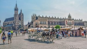 Kraków: Gibała i Piątkowska w drugiej turze wyborów prezydenckich