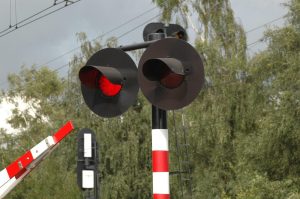 Prezes UTK: przejazdy powinny być monitorowane, a kierowcy popełniający wykroczenia karani