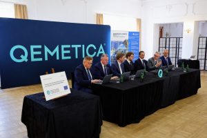 Qemetica: Ponad 2 mld zł na inwestycje dekarbonizacyjne